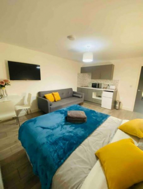 Roomello luxury City Studios
